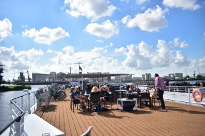On deck de willemstad