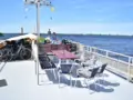 Flora deck