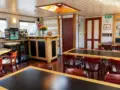 Sarah salon restaurant 02