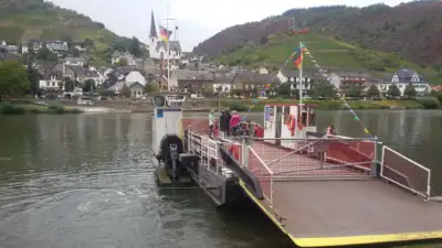 Bike Barge Moezel en Saar ferry