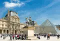 Paris mus e de louvre